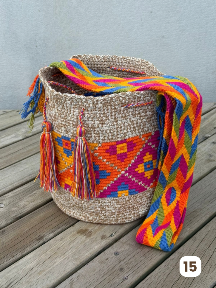 Mochilas GRANDE Matizadas💫 (31x28)