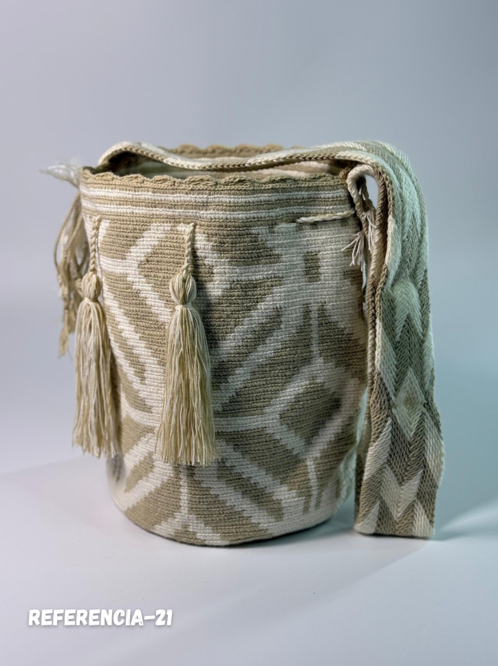 Mochilas GRANDE Diseño PREMIUM 🔥⭐️ (31x28)