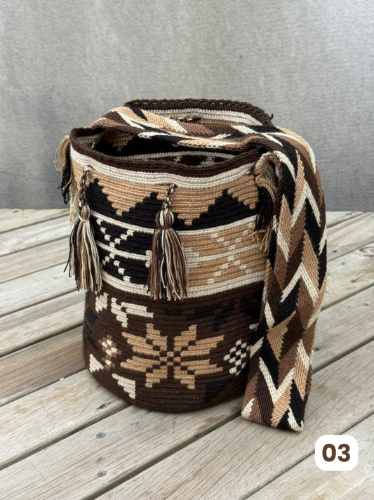 Mochila GRANDE Tonos Tierra🌤️ (31x28)