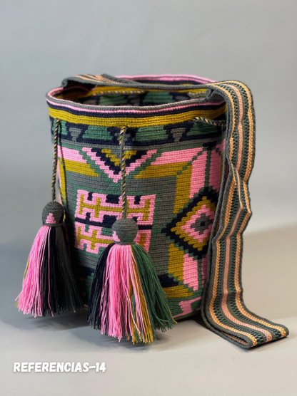 Mochila GRANDE Colección PREMIUM 😍⭐️(33x28)