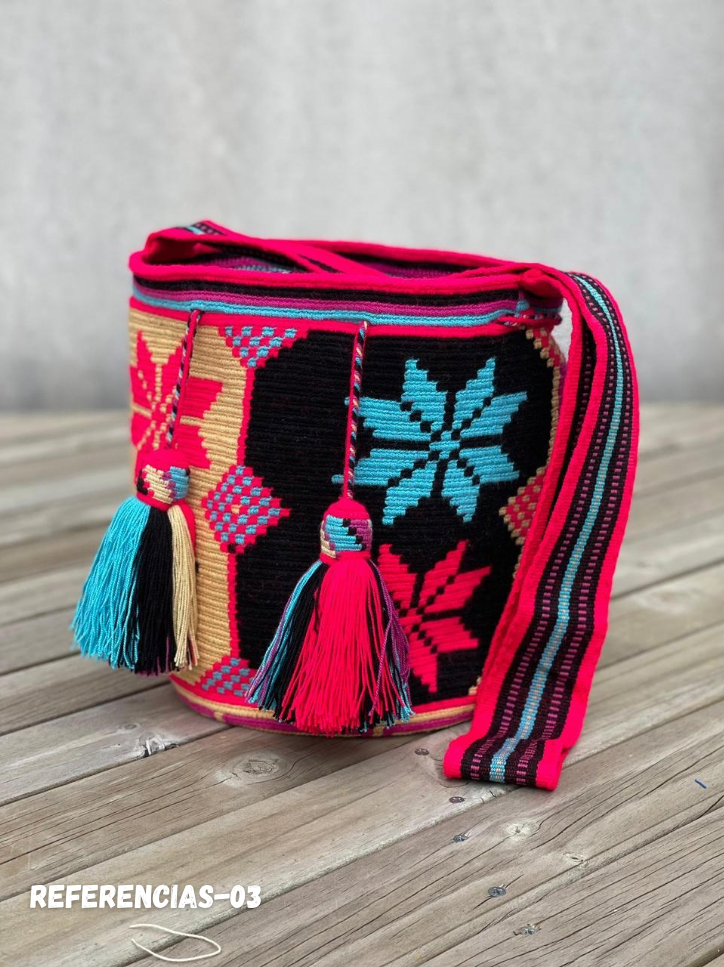 Mochila GRANDE Colección PREMIUM 😍⭐️(33x28)