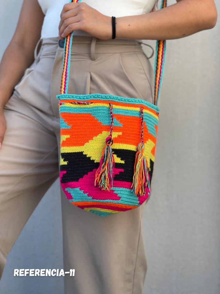 Mochila MEDIANA Tonos Pastel (22x18)⭐️