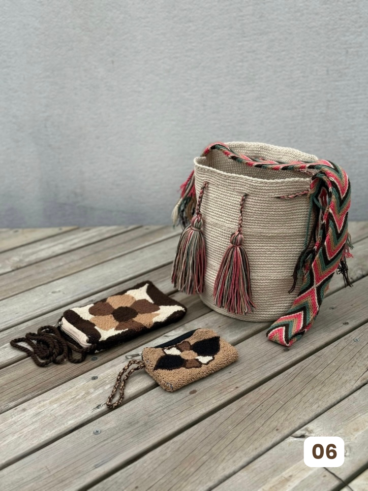 ✨Combo – Mochila Mediana + Portacelular + Monedero 🎁 – (22x20 cm)