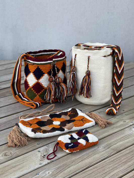 ✨Combo Especial: 2 Mochilas MEDIANAS+ (Sobre Wayuu + Monedero GRATIS) 🎁