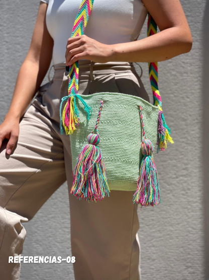 Mochila MEDIANA Unicolor🌟 (21x18)