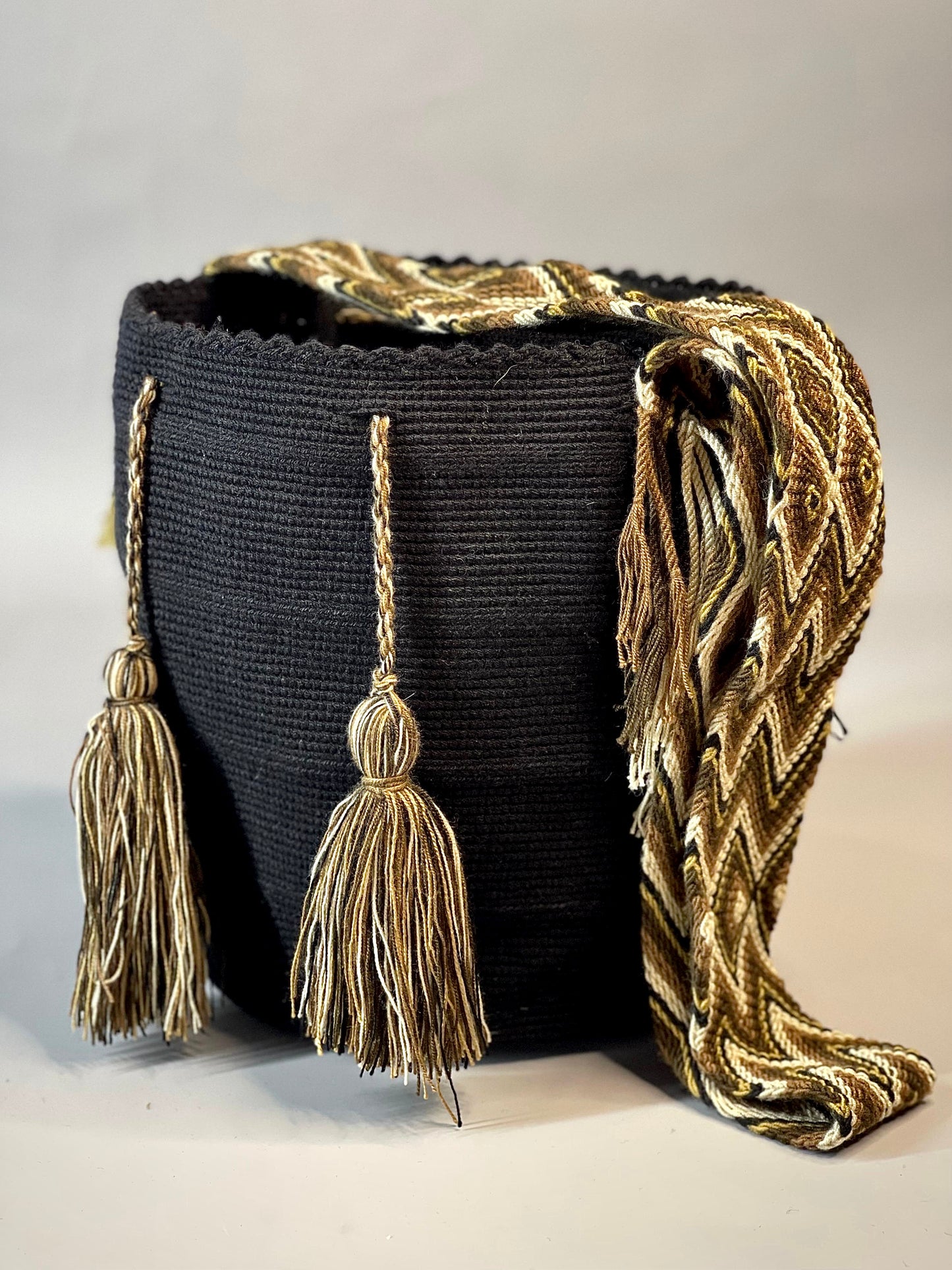 Mochila GRANDE Negra⚫️ 🎩(31x28)