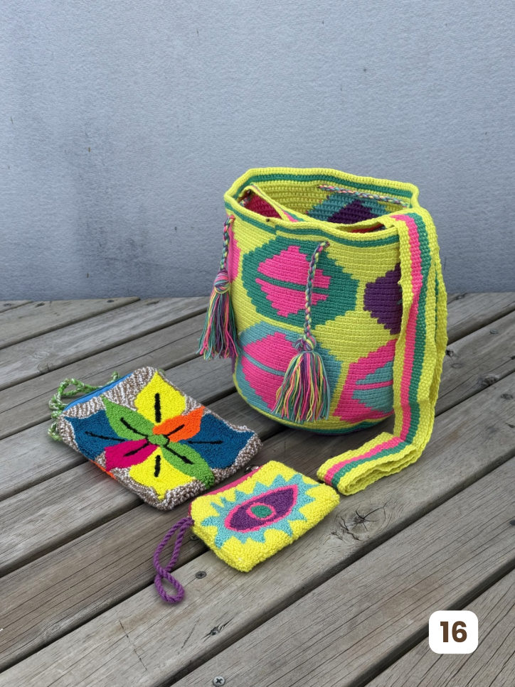 ✨Combo: Mochila MEDIANA Diseño+ Portacelular + (MONEDERO GRATIS) 🎁