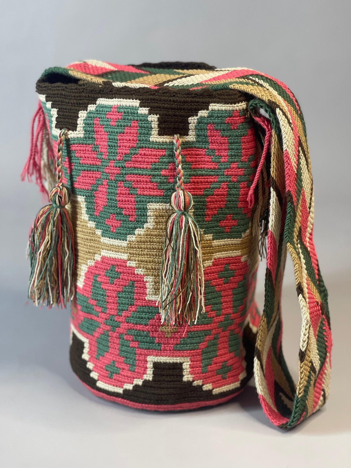 Mochila GRANDE Tonos Guayaba (31x28)