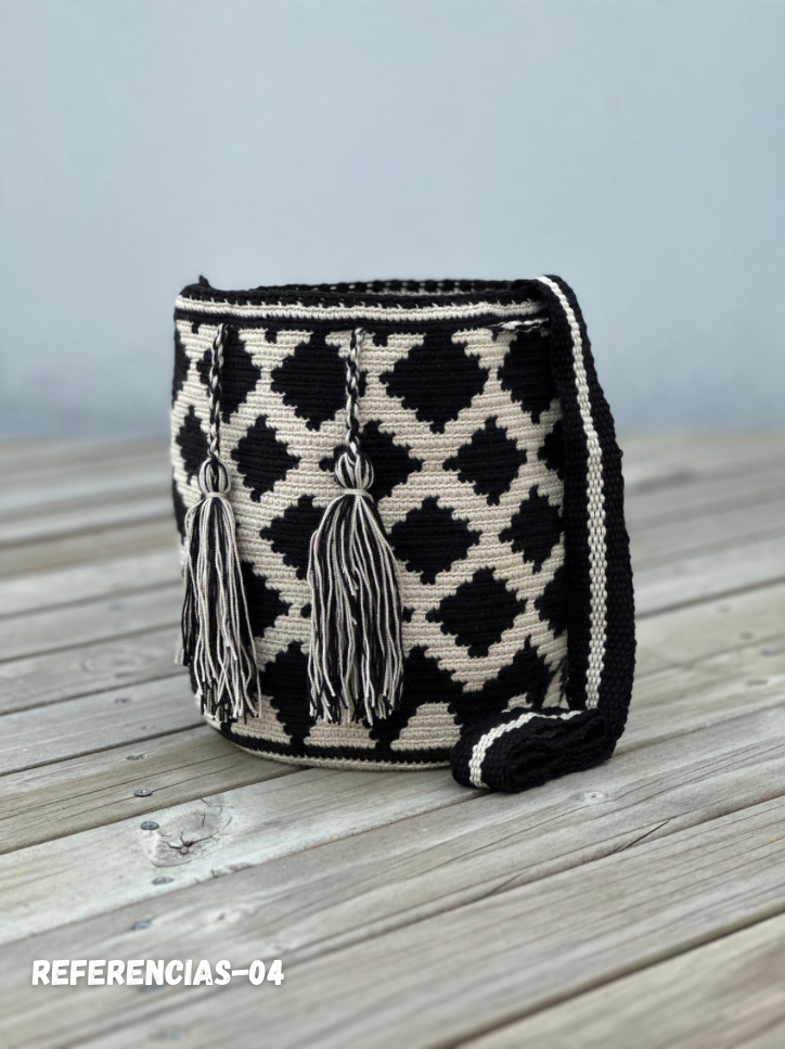 Mochila MEDIANA Exclusiva ⭐️(21x18)