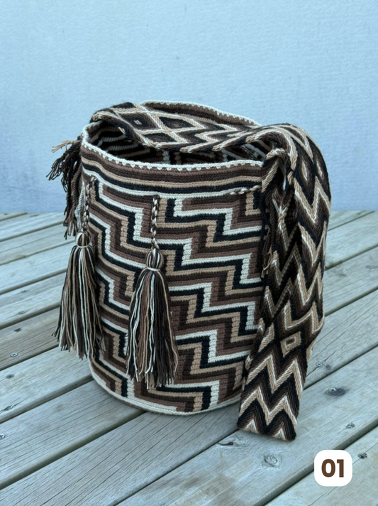 Mochila GRANDE Tonos Tierra🌤️ (31x28)