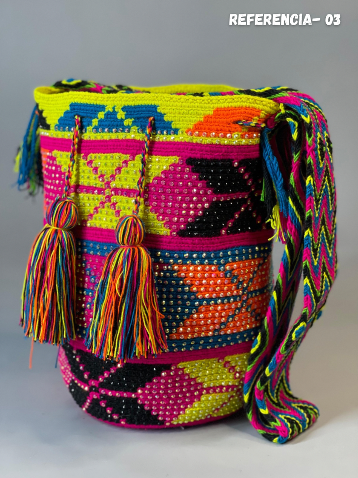Mochila GRANDE Perlada💫(31x28)