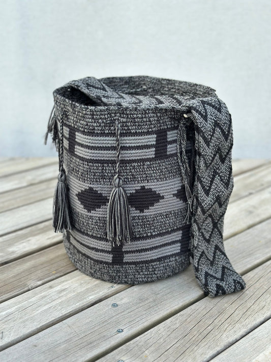 Mochilas GRANDE Diseño Hombre 🔹🩶 (31x28)