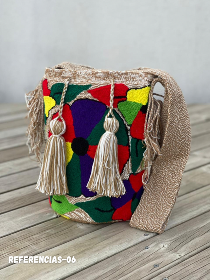 Mochila GRANDE Tapizada (31x28)🦜