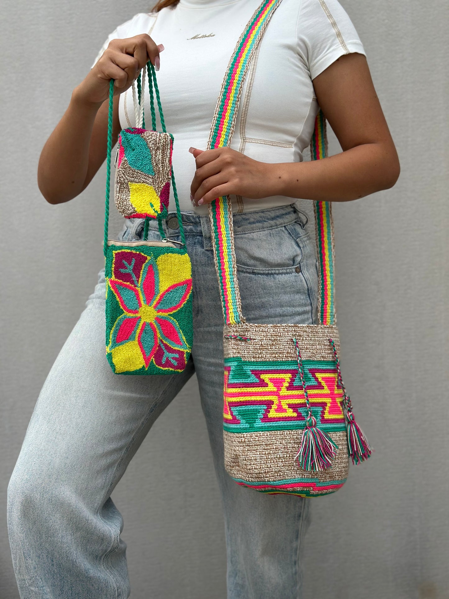 ✨Combo: Mochila MEDIANA Diseño+ Portacelular + (MONEDERO GRATIS) 🎁