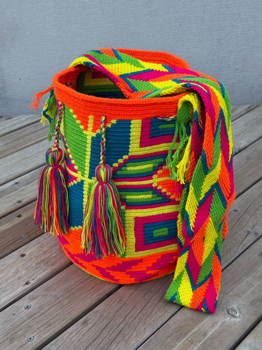 Mochila GRANDE Fiesta Tropical (31x28)