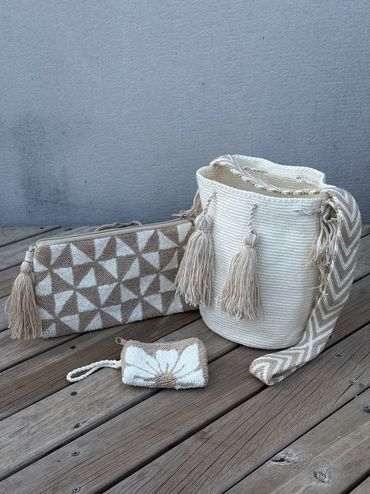 Combos Wayuu: Mochila MEDIANA + Sobre + (MONEDERO GRATIS)