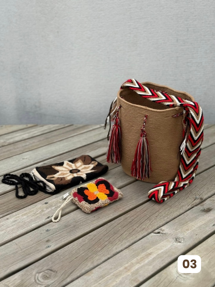 ✨Combo – Mochila Mediana + Portacelular + Monedero 🎁 – (22x20 cm)