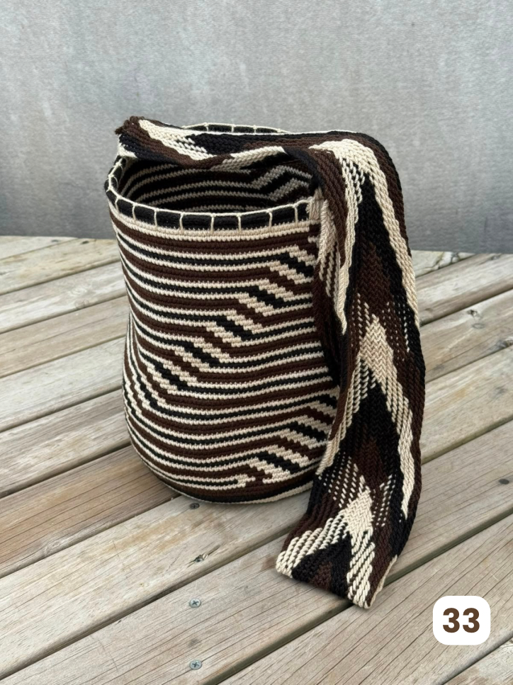Mochila GRANDE tipo Arhuaca ⭐️🐑(30x28)