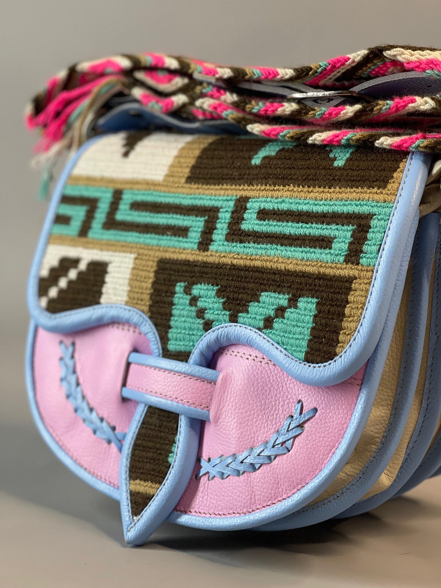 Carriel Wayuu Laberinto Rosa– Nueva Colección 🌟