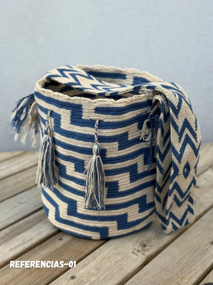 Mochilas GRANDE Diseño Hombre 🔹🩶 (31x28)