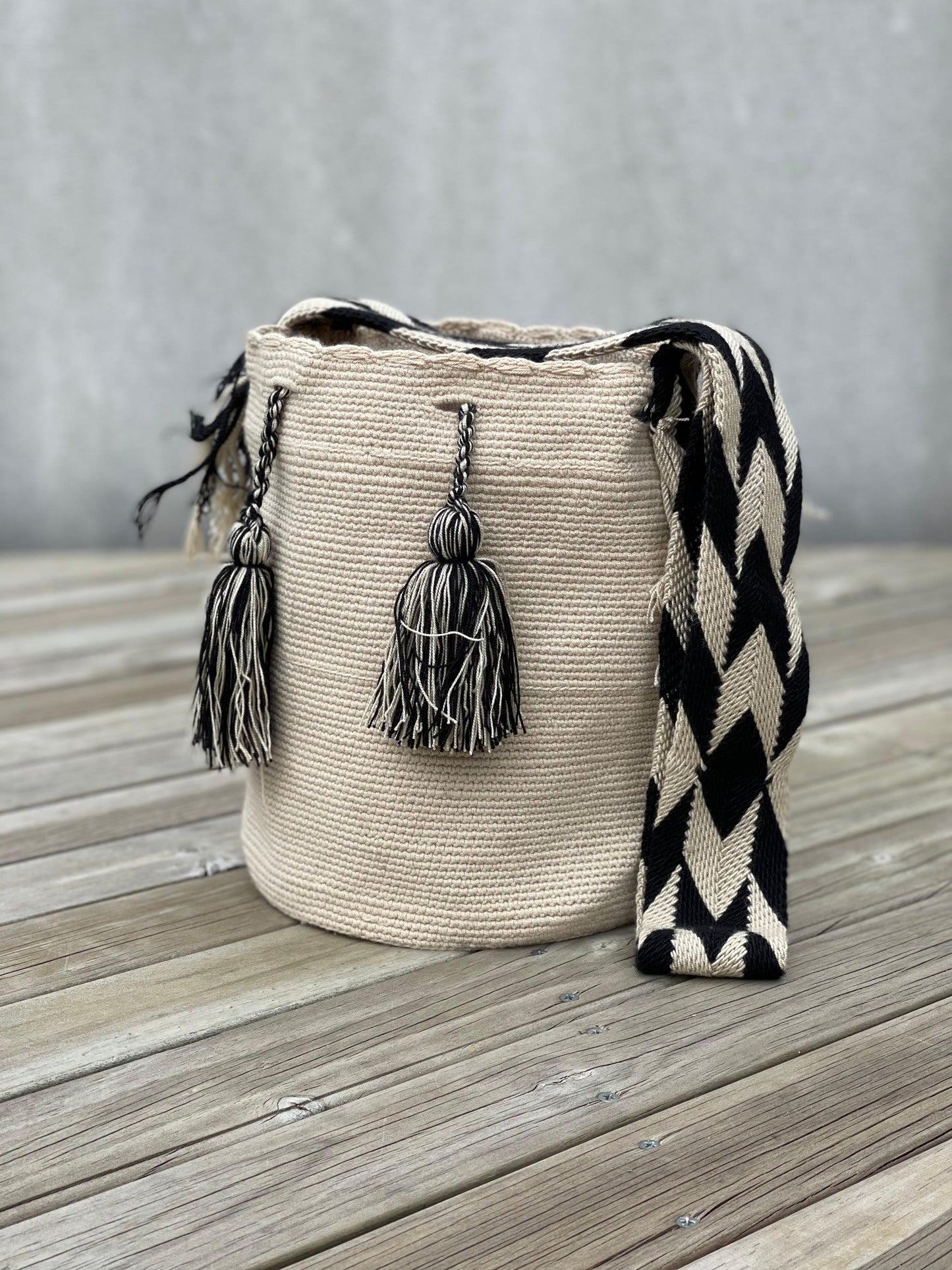 Mochila GRANDE Beige⭐️ (31x28)