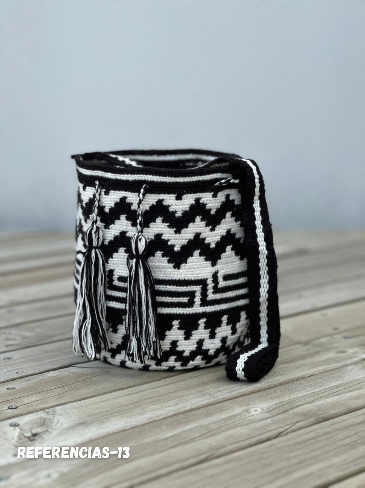 Mochila MEDIANA Exclusiva ⭐️(21x18)