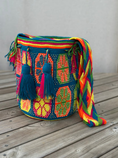 Large Pearl Wayuu Backpack
