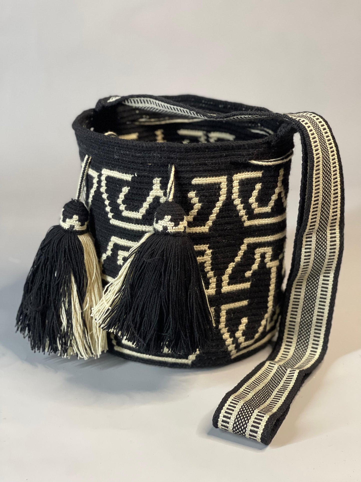 Mochila MEDIANA Colección PREMIUM  🔥⭐️ (22x21)