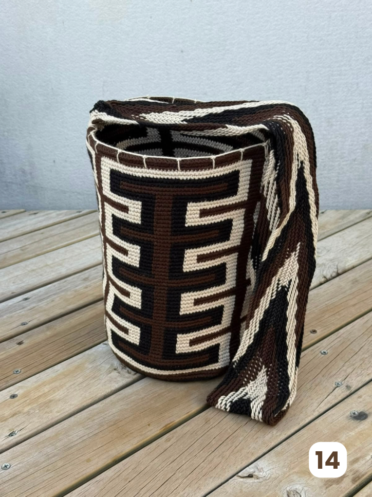 Mochila GRANDE tipo Arhuaca ⭐️🐑(30x28)