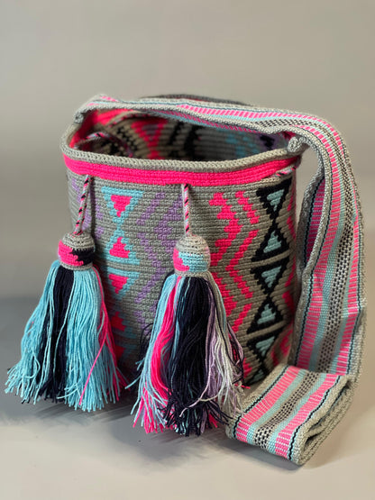 Mochila MEDIANA Colección PREMIUM  🔥⭐️ (22x21)