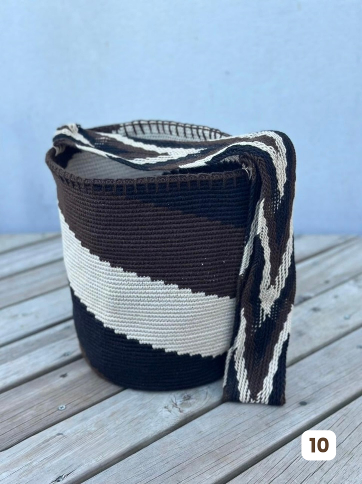 Mochila GRANDE tipo Arhuaca ⭐️🐑(30x28)