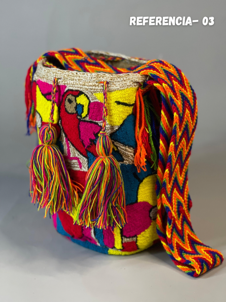 Mochila GRANDE Tapizada (31x28)🦜