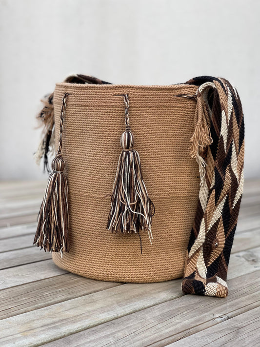 Mochila GRANDE Unicolor Tonos Tierra 🌎(31x28)