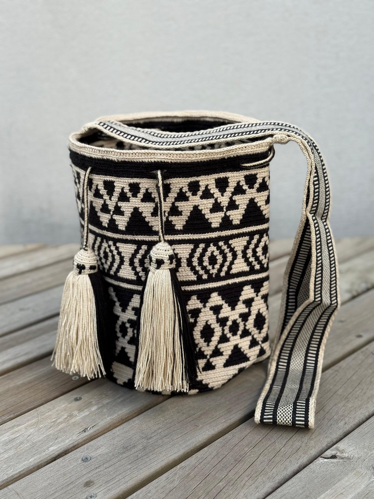 ✨Mochila Gran Reserva de Colección 🏛️🐦‍🔥(32x29 cm)