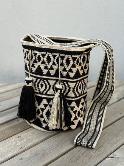 ✨Mochila Gran Reserva de Colección 🏛️🐦‍🔥(32x29 cm)