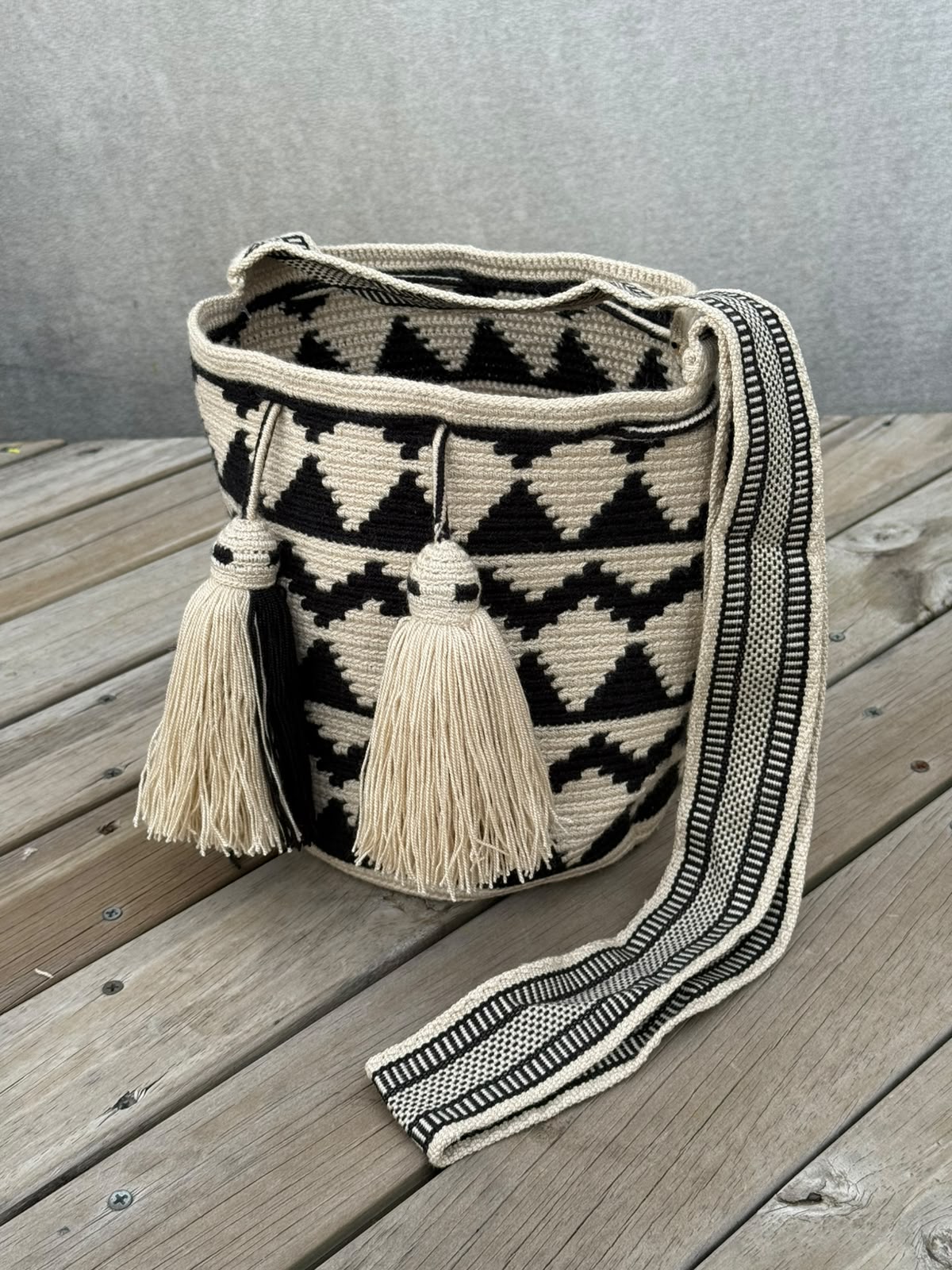 Mochila MEDIANA Colección PREMIUM (22x20)