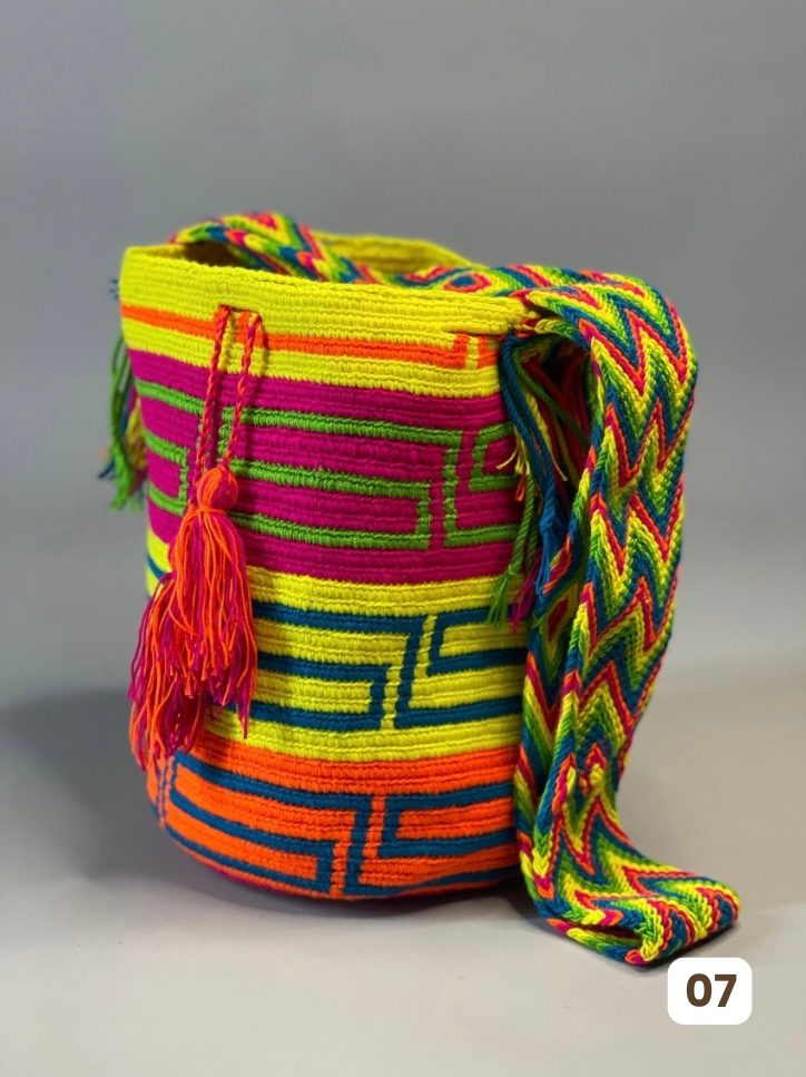 Mochila GRANDE Fiesta Tropical🌴 (31x28)