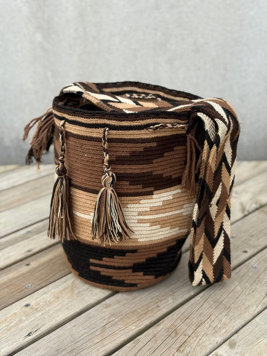 Mochila GRANDE Tonos Tierra🌤️ (31x28)
