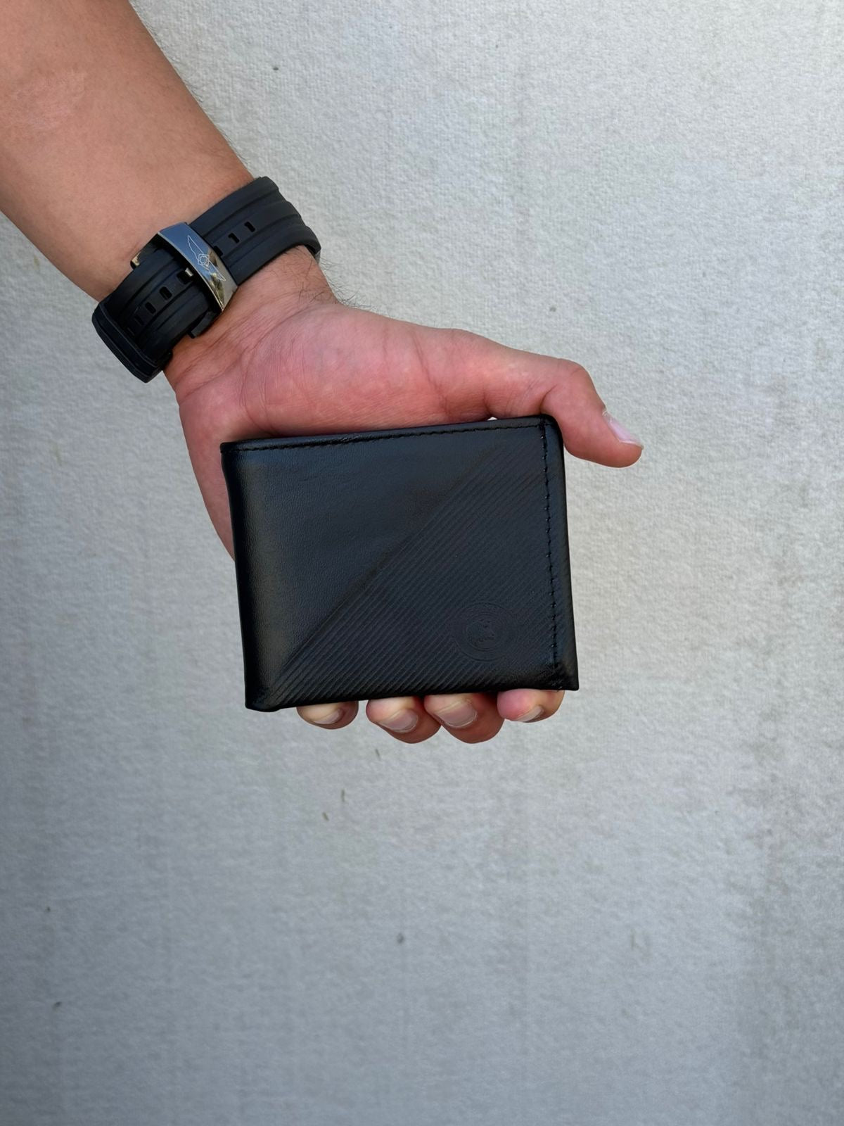 Billetera Ejecutiva en Cuero para Hombre (11x9cm)