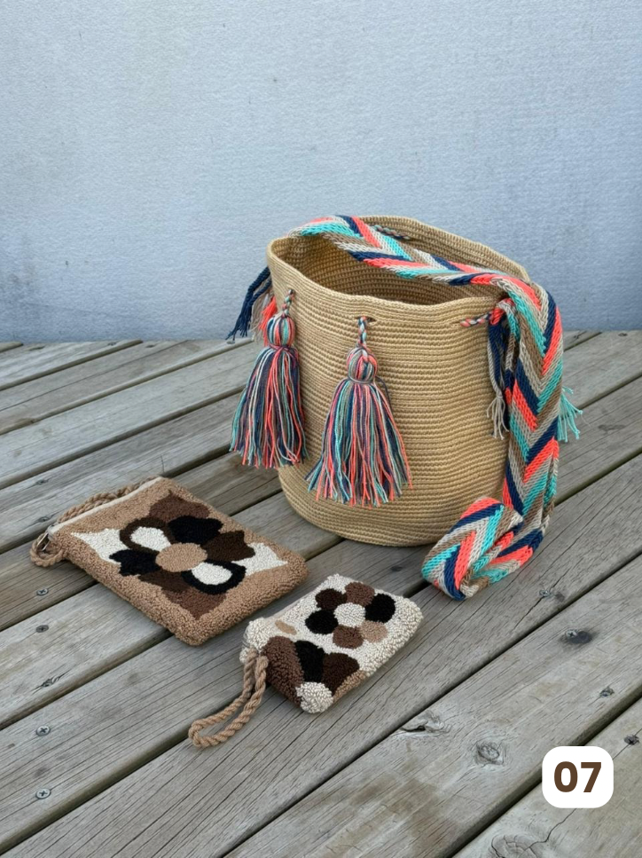 ✨Combo – Mochila Mediana + Portacelular + Monedero 🎁 – (22x20 cm)