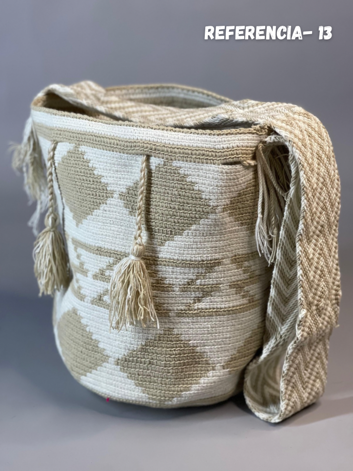 Mochila GRANDE Tonos Tierra🌤️ (31x28)