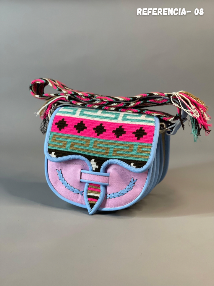 ⭐️ 👜CARRIEL WAYUU    (21x26cm)😍