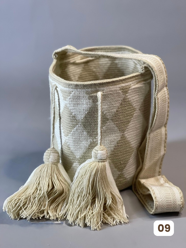 Mochila MEDIANA PREMIUM ⭐️ (22x20)