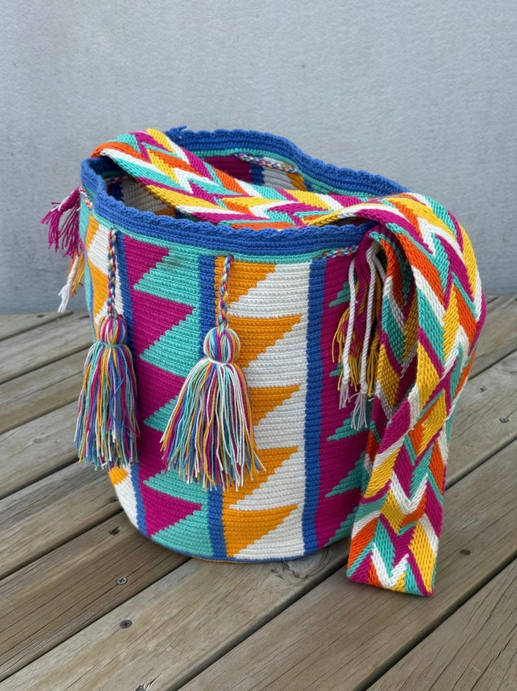 Mochila GRANDE Fiesta Tropical (31x28)