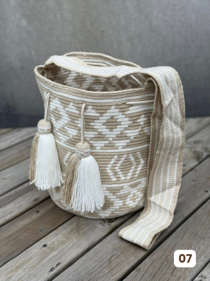 ✨Mochila Gran Reserva de Colección 🏛️🐦‍🔥(32x29 cm)