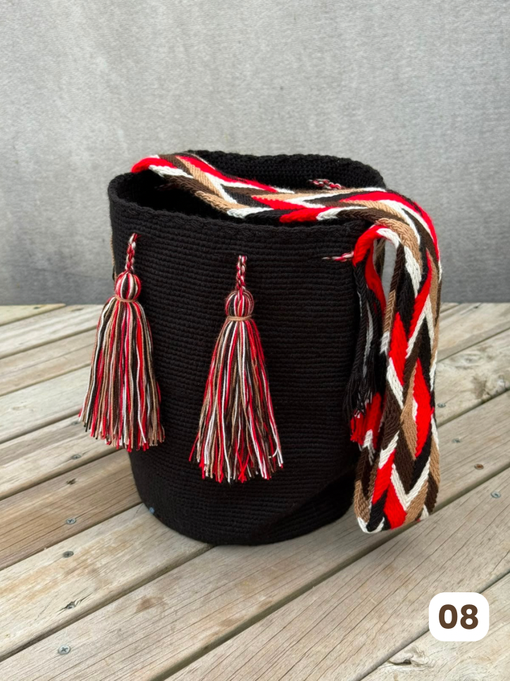 Mochila GRANDE Negra⚫️ 🎩(31x28)
