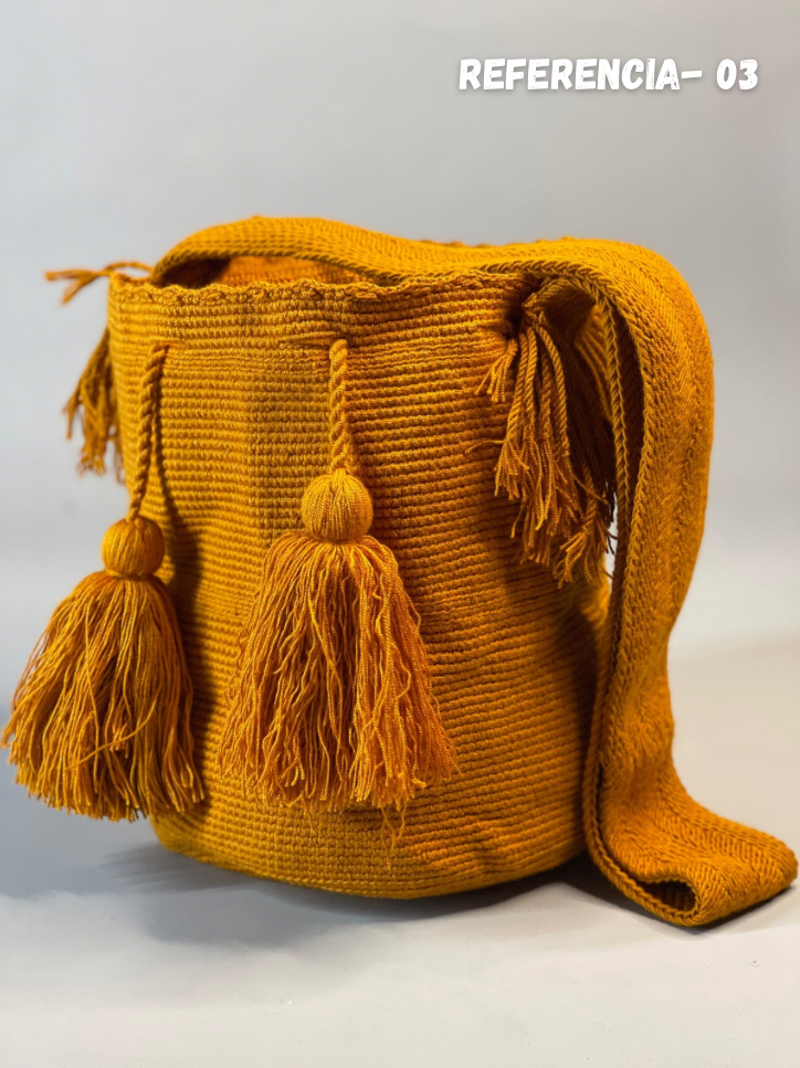 Mochila GRANDE Mostaza🌤️ (31x28)