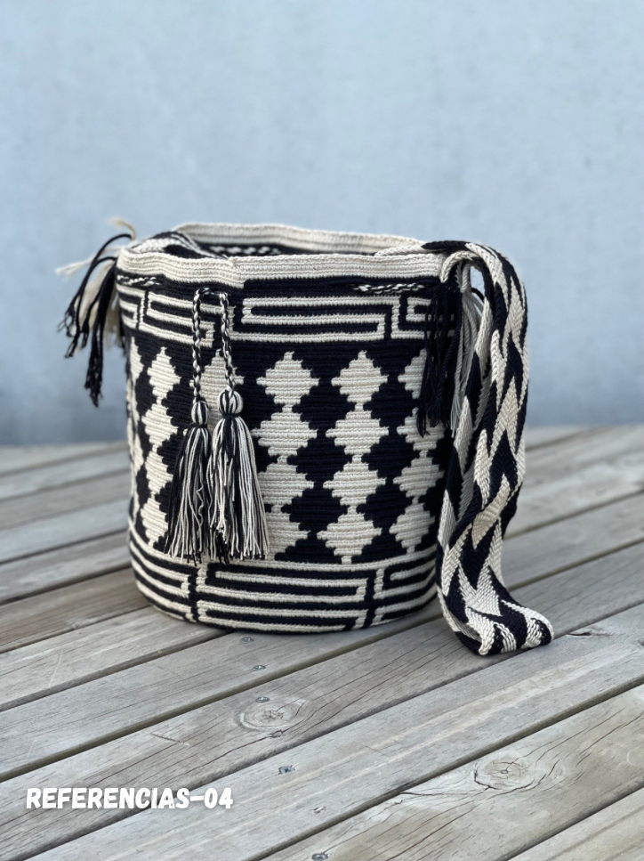 Mochilas GRANDE Diseño PREMIUM 🔥⭐️ (31x28)