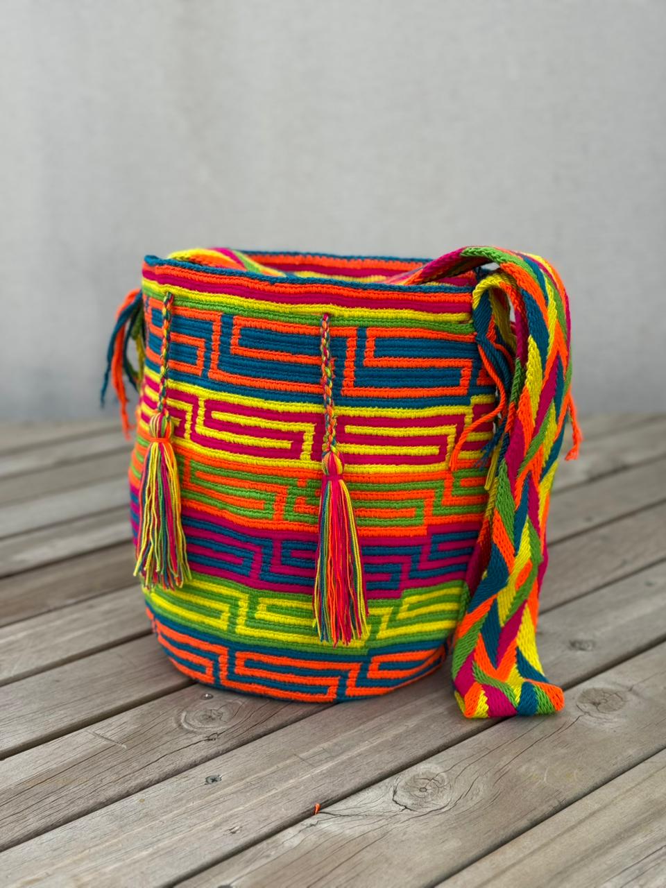 Mochila GRANDE Fiesta Tropical🌴 (31x28)