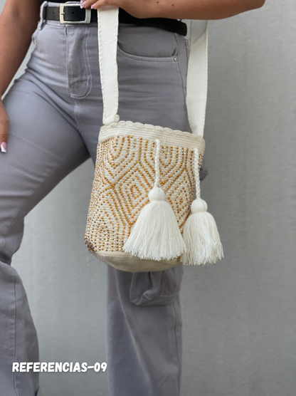 Mochila MEDIANA Perlada💫(22x18)